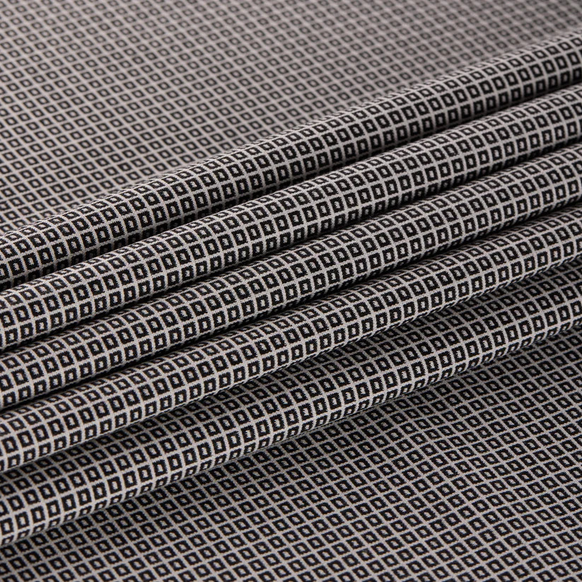 (UU)64% Terylene, 34% Rayon, 2% Lycra